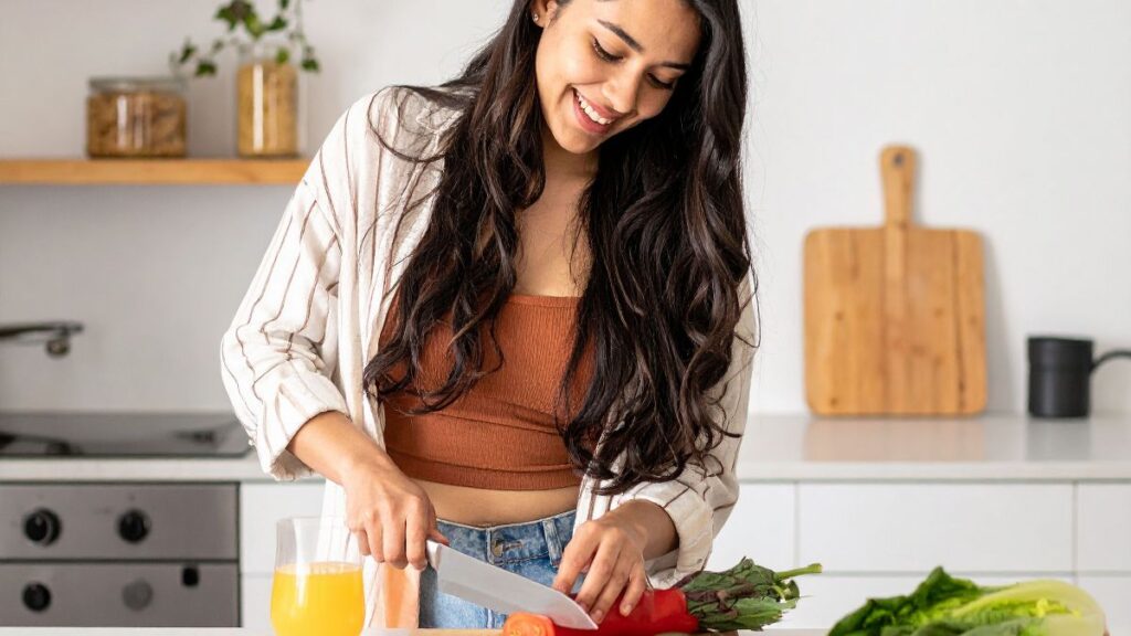 A woman in Colchester leading a healthy lifestyle with good nutrition that helps with collagen banking. This is the ethos of Bespoke Medical Aesthetics in Colchester